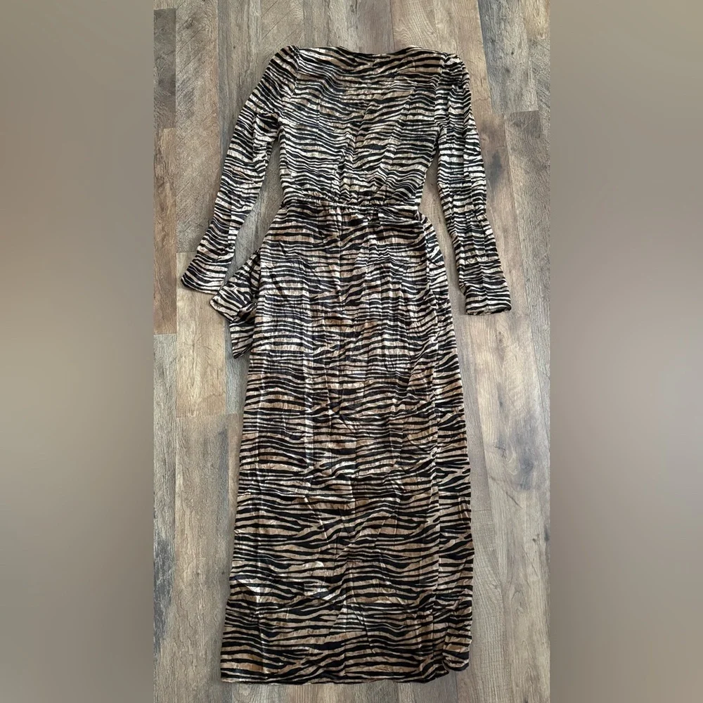 WAYF Arlene Tiger Print Velvet Wrap Maxi Dress XS - Picture 5 of 5